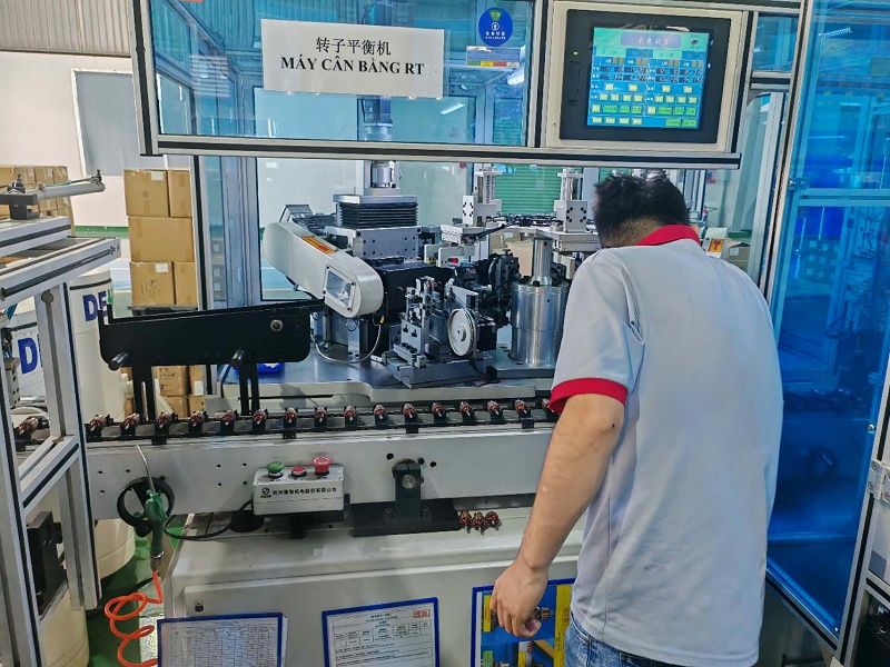 集智平衡機(jī)售后團(tuán)隊(duì)遠(yuǎn)赴越南，助力“永捷電機(jī)”設(shè)備維護(hù)